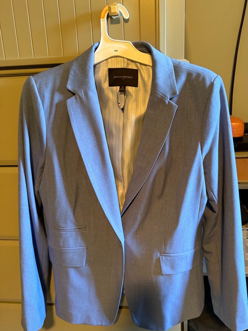 Banana Republic women’s Blue Tailored Blazer